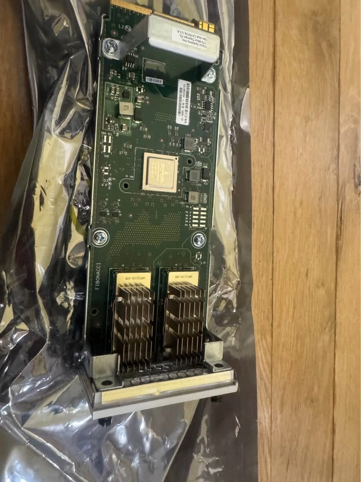 Cisco MA-MOD-2X40G V01 QSFP+ Dual-Port Network Switch Module - photo 4