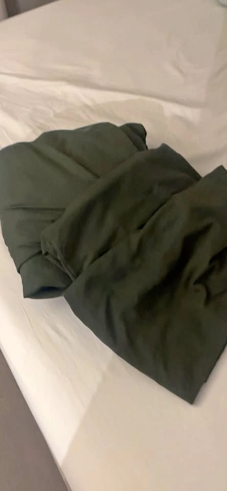 Olive Green duvet cover and 2 pillow cases, Queen size