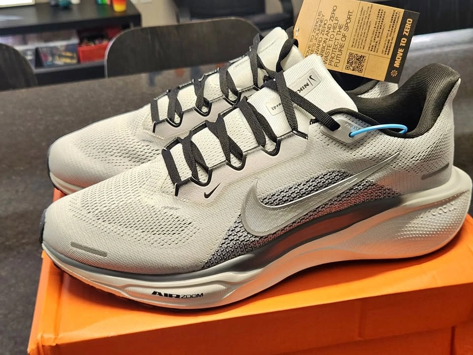 Nike Pegasus 41 - Men's US 11 - Brand New