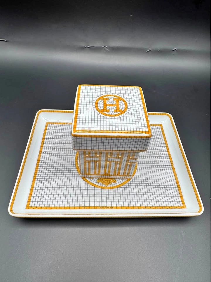Hermès Mosaique au 24 Porcelain Tray and Box Set