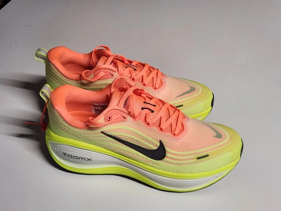 Nike ZoomX Vomero Plus - Men's US 10.5 - Brand New - photo 2