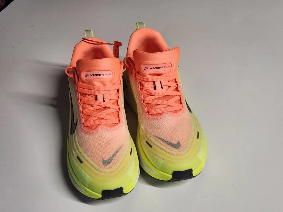 Nike ZoomX Vomero Plus - Men's US 10.5 - Brand New - photo 5