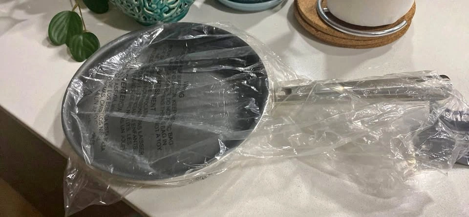 Stainless steel pan