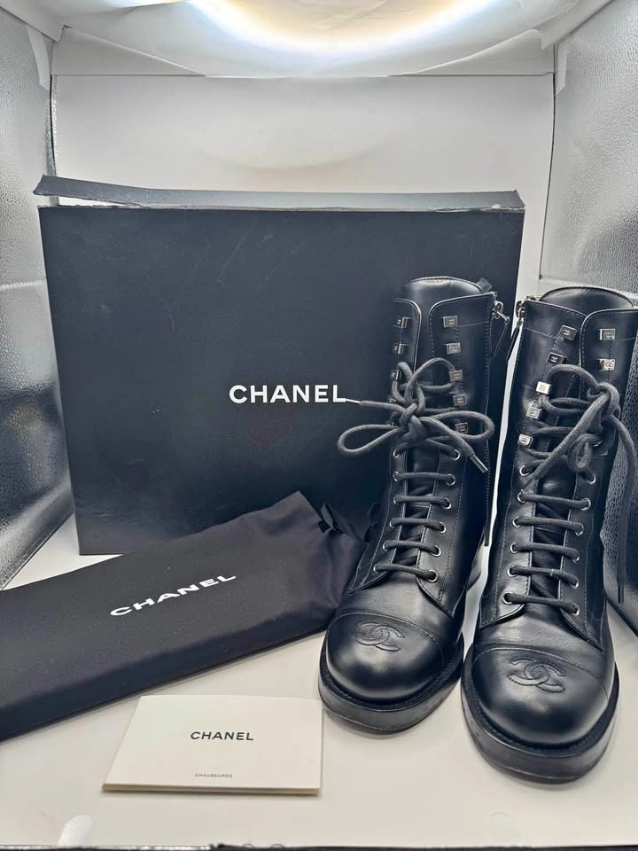 Chanel Leather Combat Boots EU37