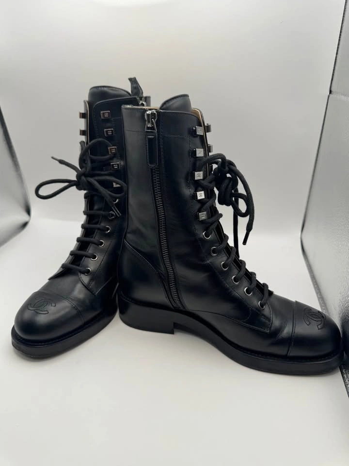 Chanel Leather Combat Boots EU37 - photo 2