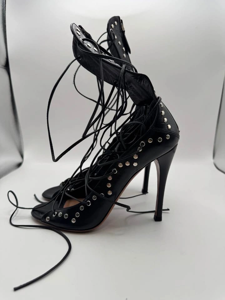 ALAÏA Paris Black Leather Studded Lace-Up Heels – EU 36 - photo 4