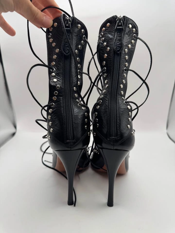 ALAÏA Paris Black Leather Studded Lace-Up Heels – EU 36 - photo 5
