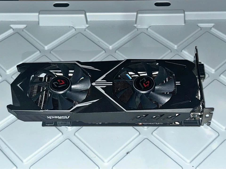 Radeon RX 580 8GB