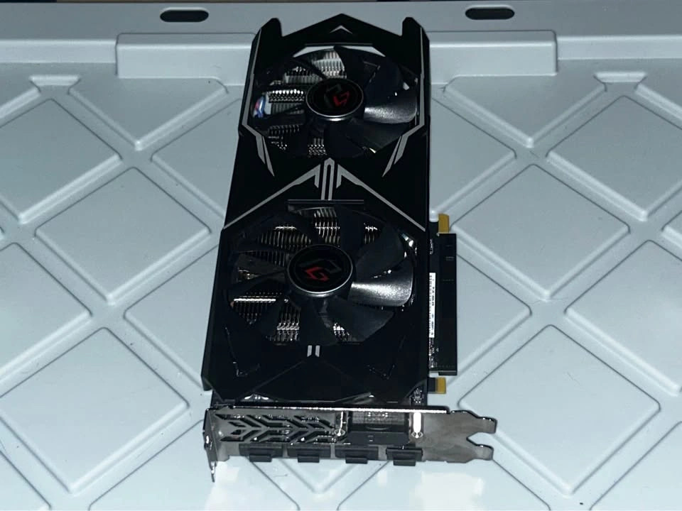 Radeon RX 580 8GB - photo 2