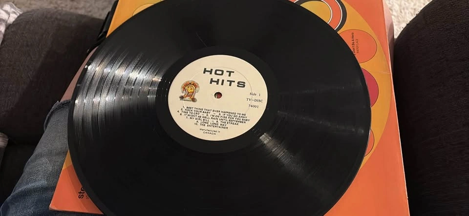 Hot Hits TV-DISC 74001 Vinyl Record - photo 3