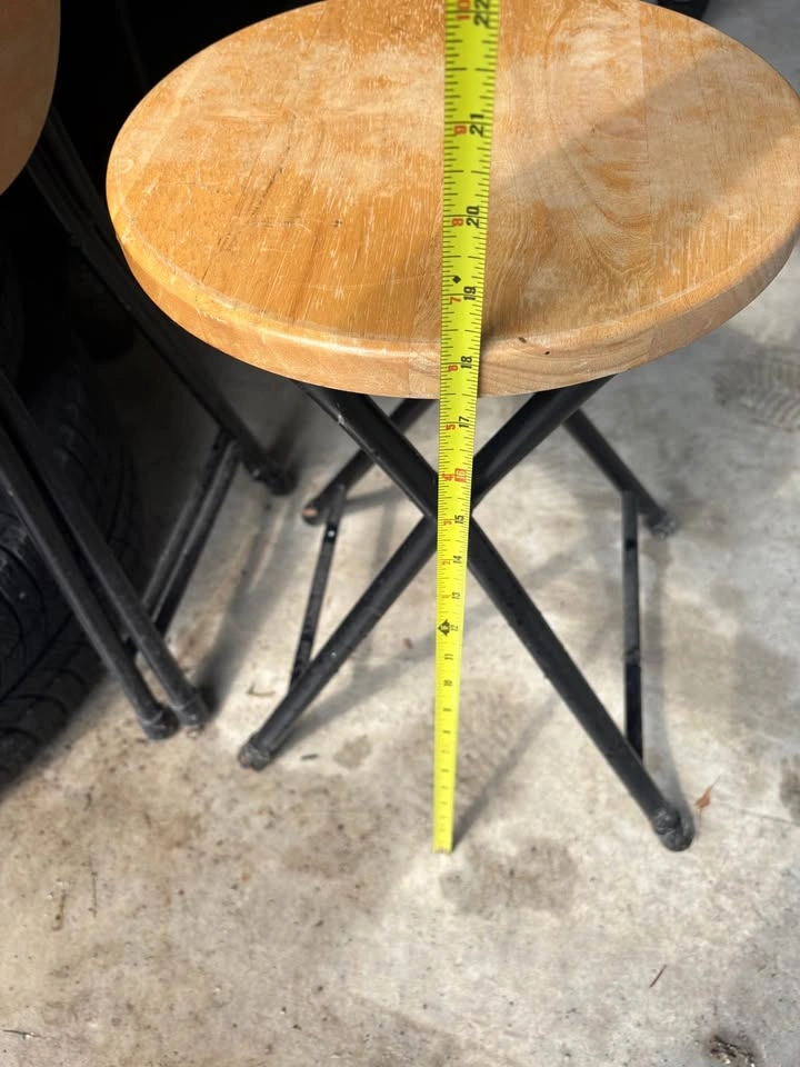 Pair of Wood and Metal Folding Stools - photo 4