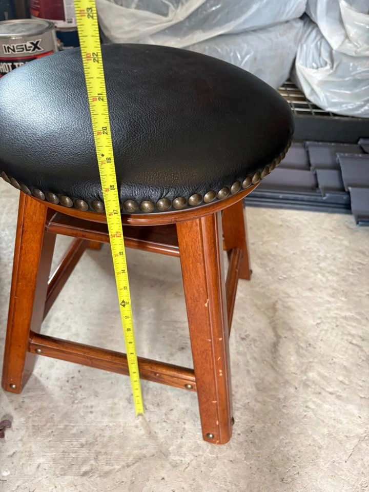Swivel Backless Desk or Piano Stool with Nailhead Trim - photo 3