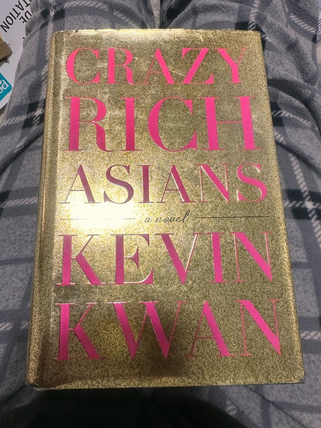 Crazy rich asians book