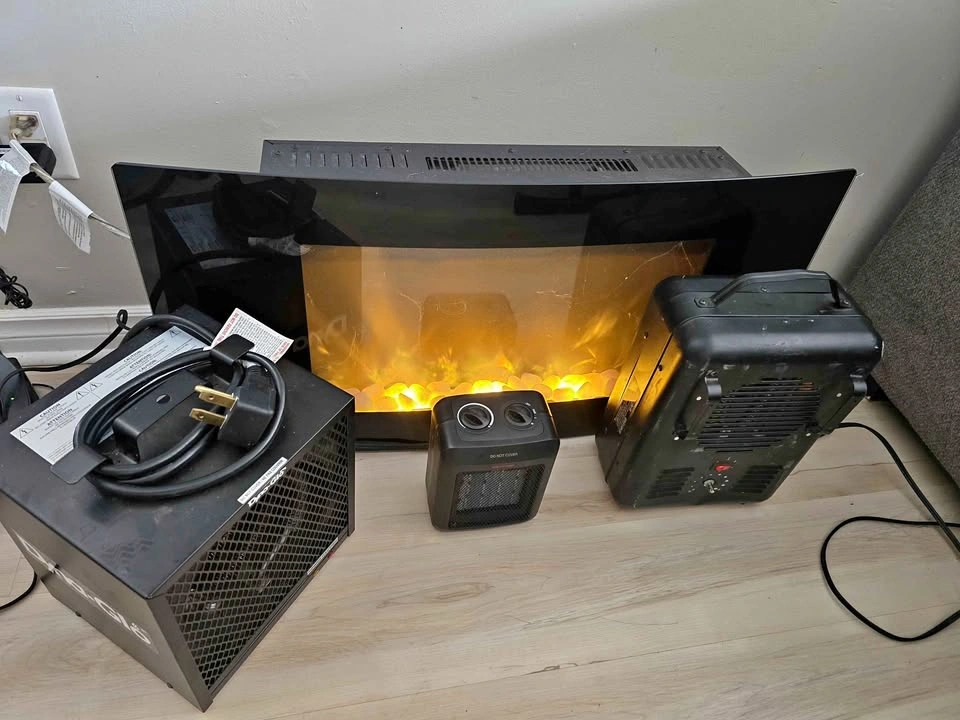 Dyna-Glo Electric Heaters and Electric Fireplace Bundle