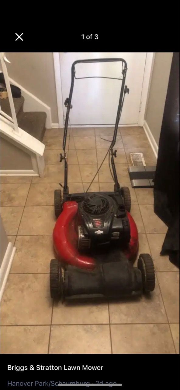 Briggs & Stratton Gas Push Lawn Mower