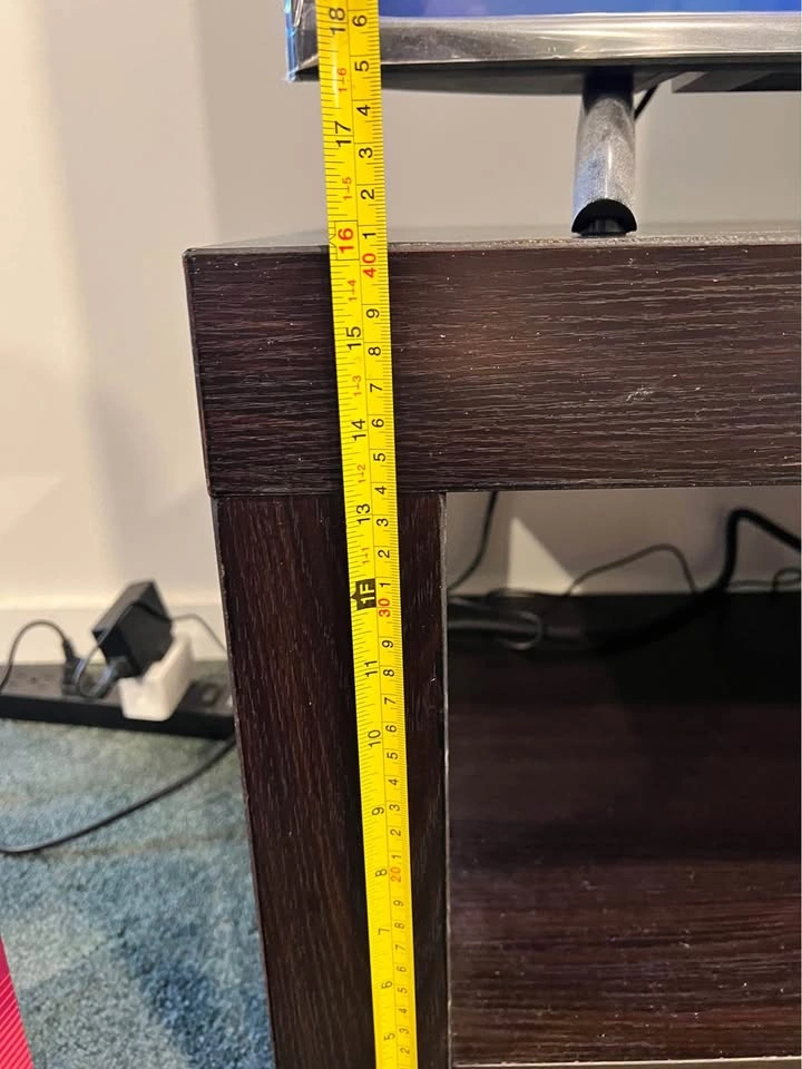Moving sale - TV stand - photo 5