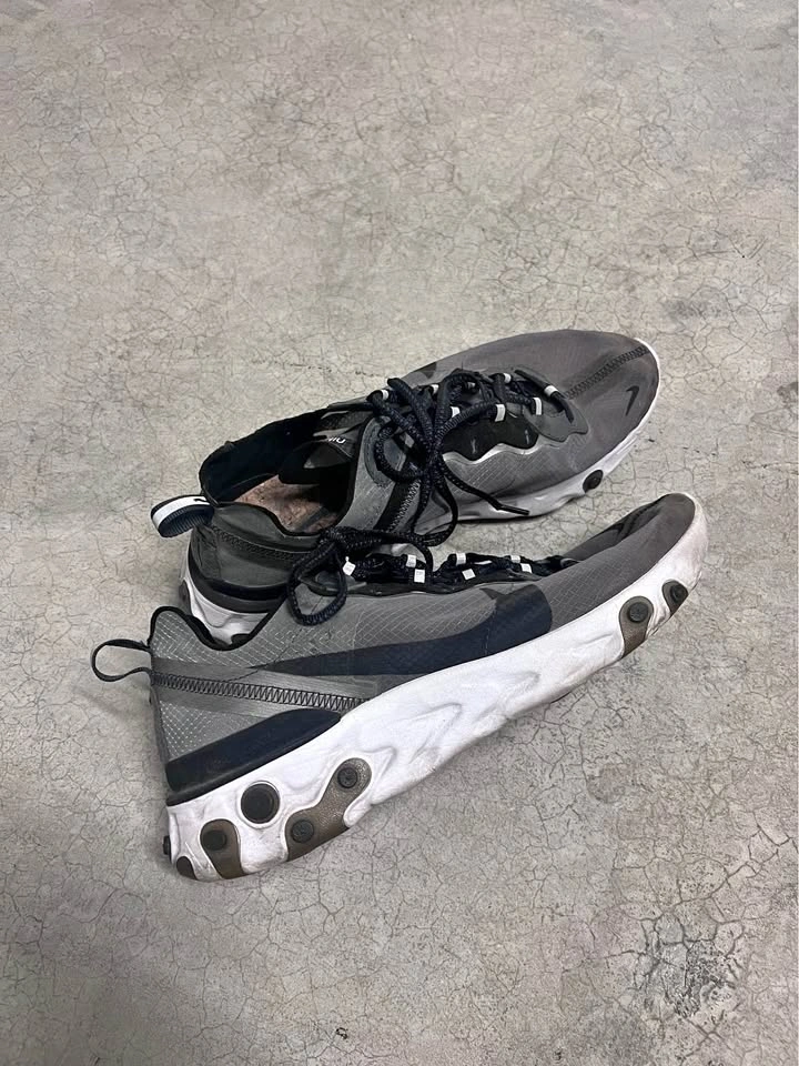 Nike Element React 87 “Anthracite” SIZE 10
