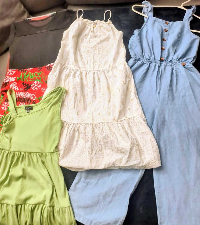 Girls Clothes Sizes 7-10 Like New Condition