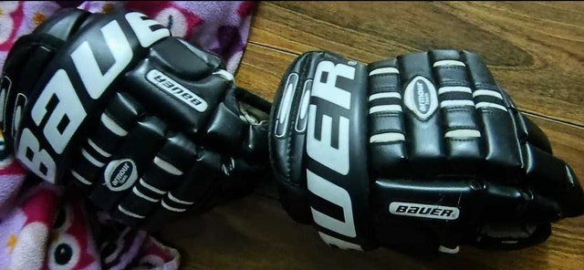 Bauer Hockey Gloves - photo 2