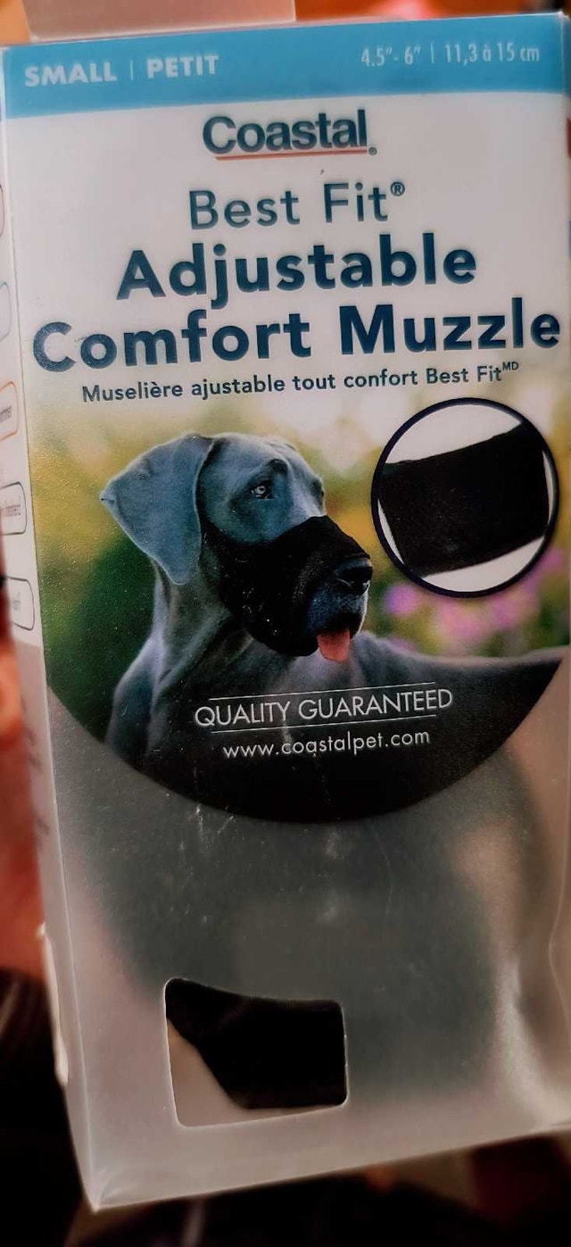 Size Small NEW Dog Muzzle Halter