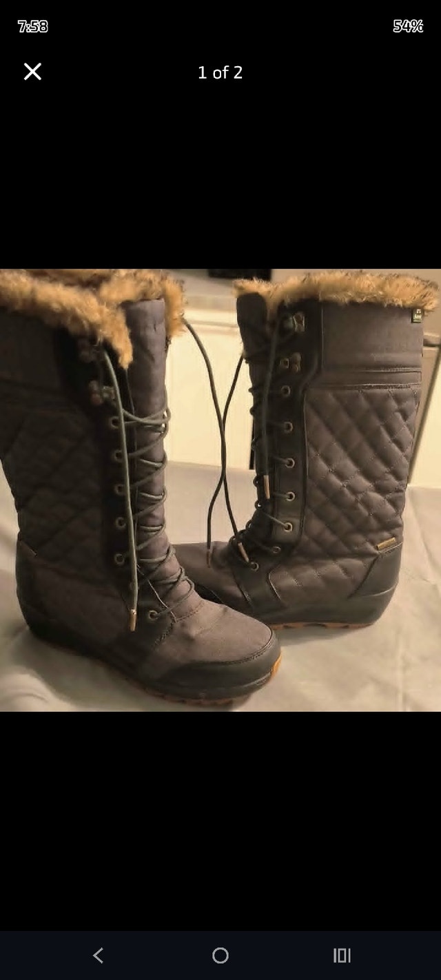 Very Nice Warm Woman's Size 8 Boots
