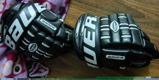 Gloves Used Condition - photo 3