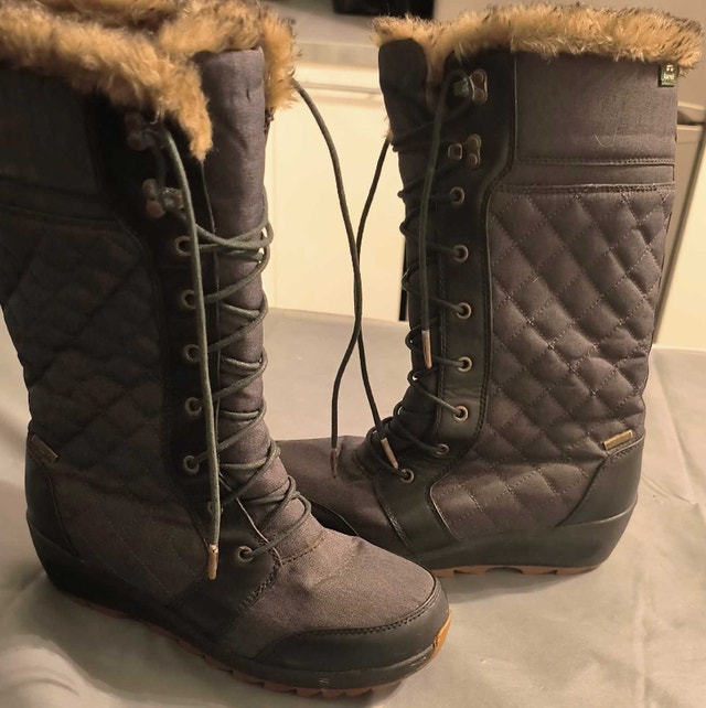 NEW Woman's Boots Size 8 - photo 4