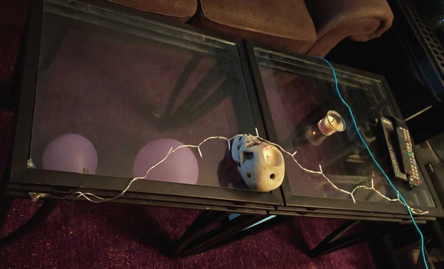2 Nice Glass Top End Tables - photo 4