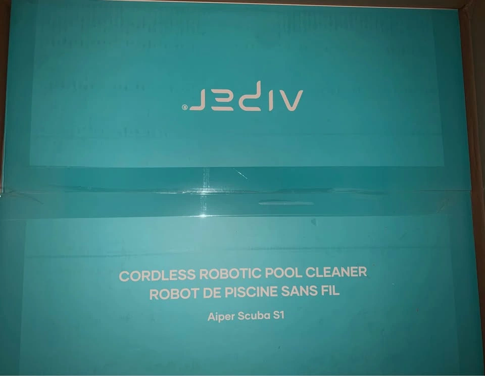 Robotic Pool Cleaner - photo 2