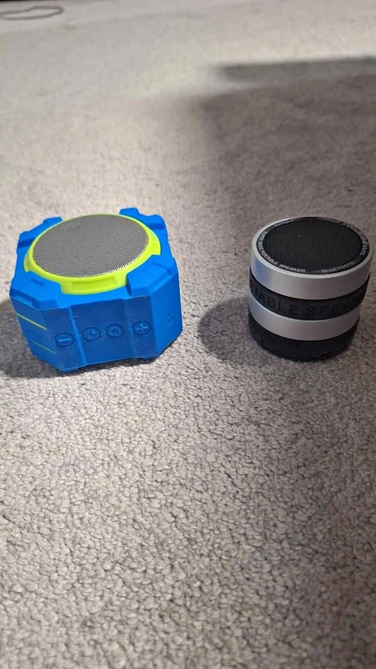 Portable Bluetooth Speakers as is