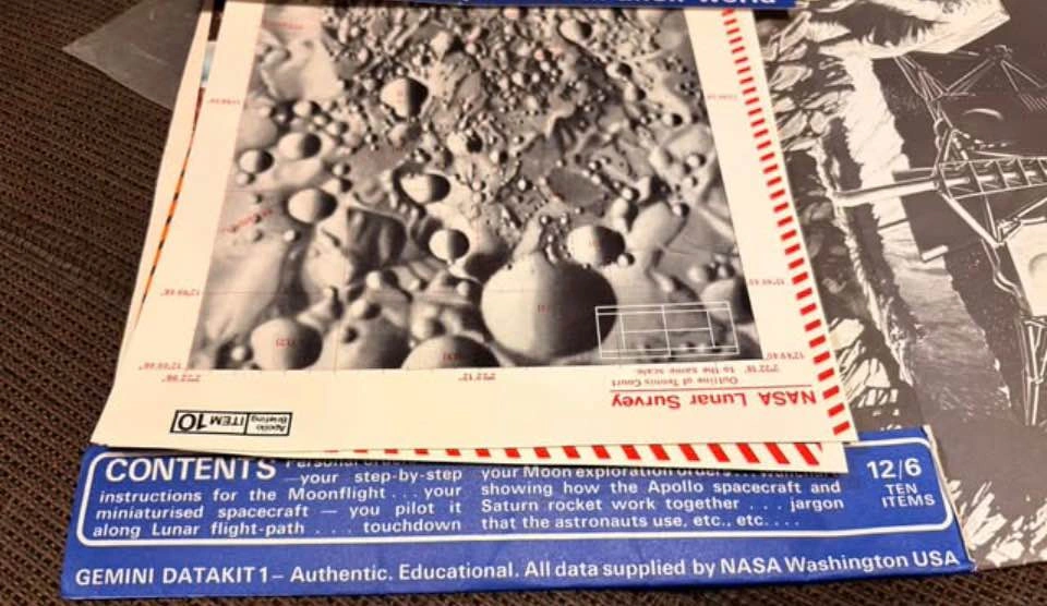 Original 1969 NASA "Touchdown on the Moon" Spacecraft Toy Kit - photo 4