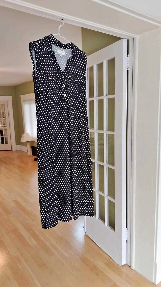Polka dots Black and White Dress Size Large
