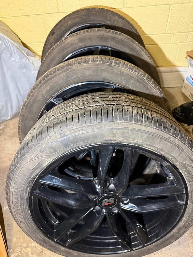RS 18” Rims + Yokohama 215/50R18 Tires - photo 3