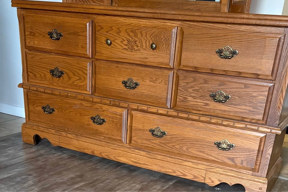 Dresser - photo 2