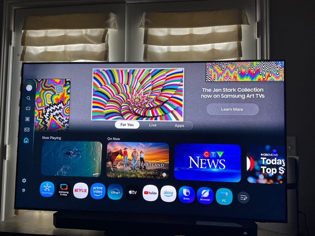 Samsung 65” Q70D QLED 4K HDR 120Hz Smart TV - photo 3