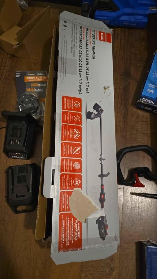 Toro Flex-Force Brush Cutter with Batteries - photo 4
