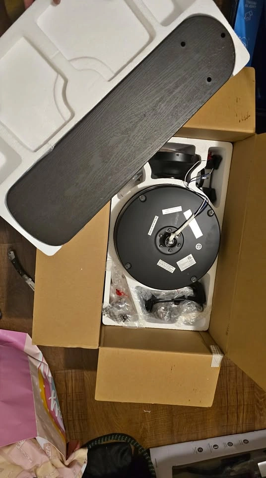 Black Ceiling Fan New in Box Harbor Breeze Calera 52 inch