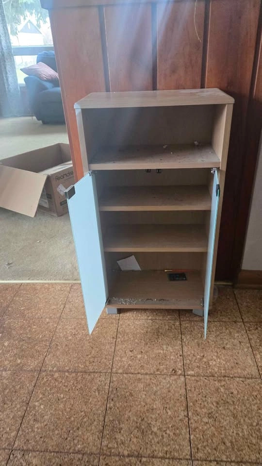 Little shelf with doors - photo 3