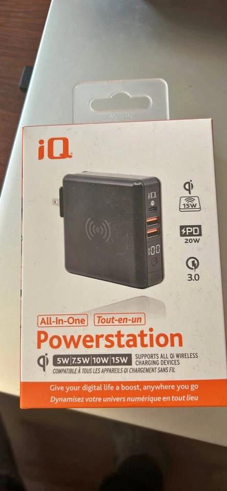 iQ All-In-One Powerstation