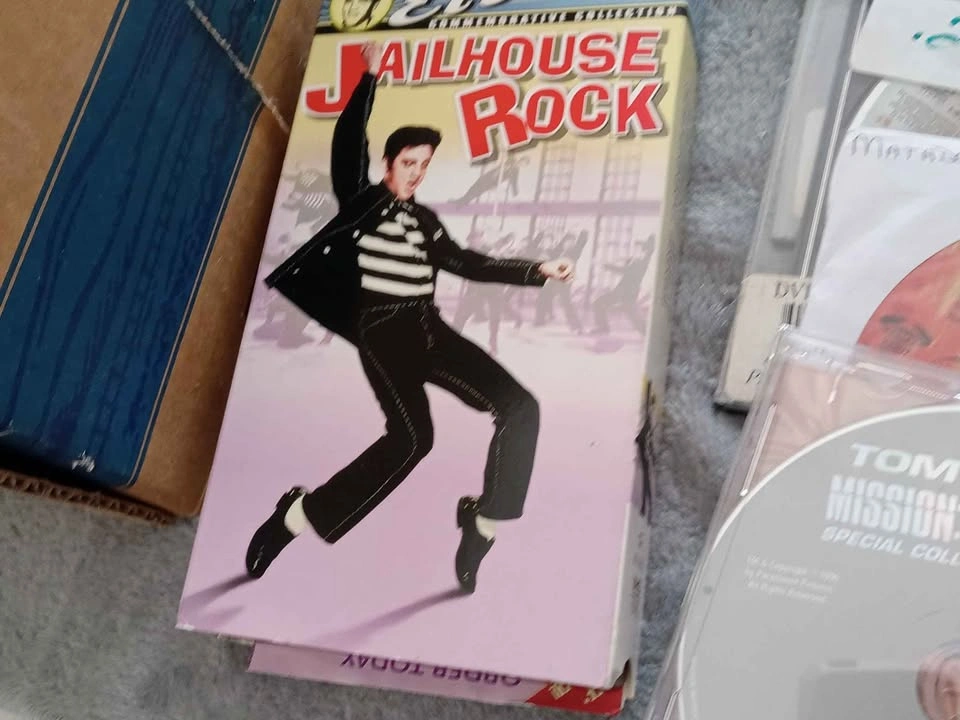Dvd movies for sale - photo 2