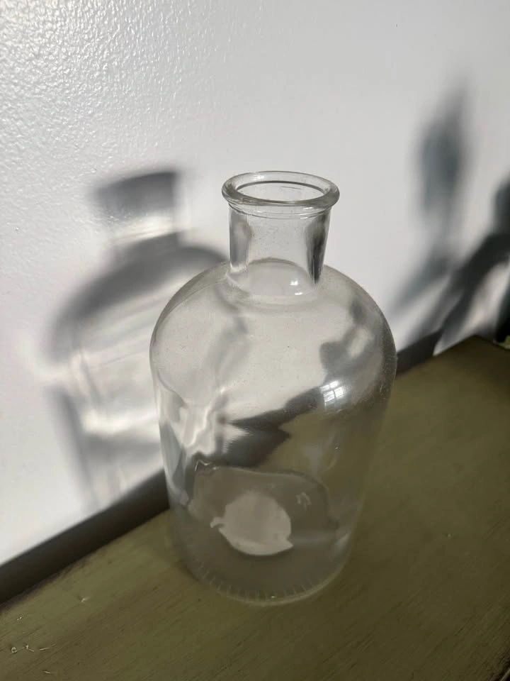 7” WIDE NECK CLEAR GLASS VASE - photo 2