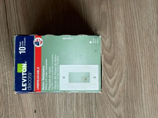 Leviton Decora 1-Gang Midway Wall Plates, 10-Pack, PJ26-WM, Whit