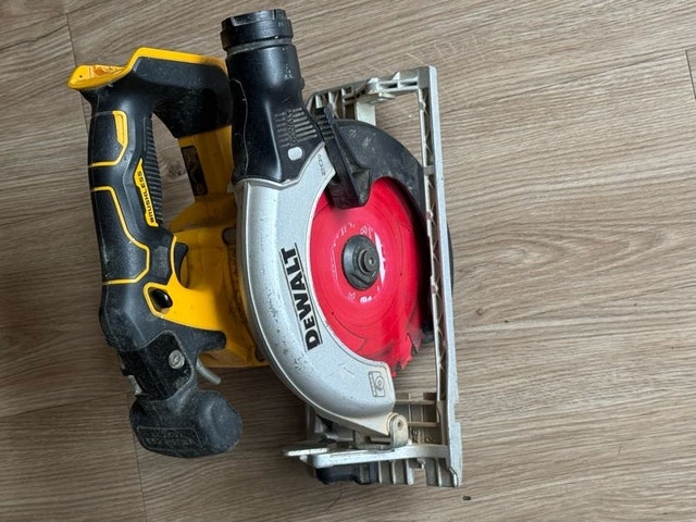 Dewalt Tools - Saw, Sander, Laser Level, Oscillating Multi-Tool - photo 2