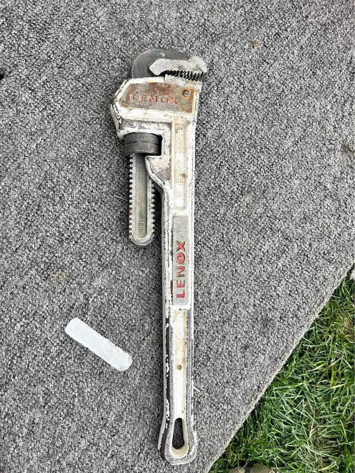 Lenox 18" Heavy Duty Pipe Wrench