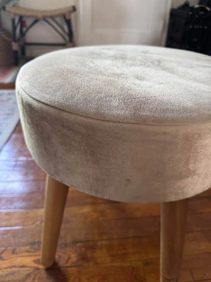 Round Upholstered Stool / Ottoman - photo 3