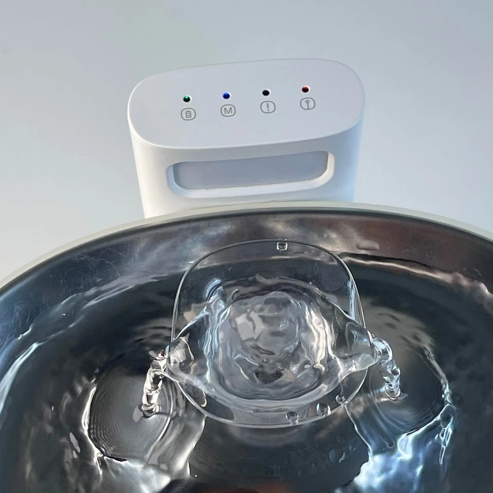 Automatic Pumpless Wireless Pet Water Fountain (2L/67oz) NO FILT - photo 2