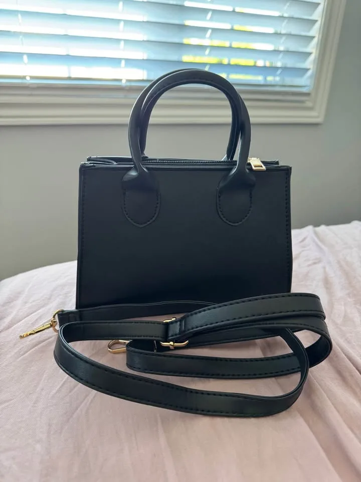 Black Purse image indicator(3)
