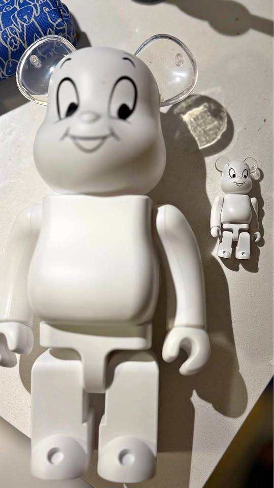 Authentic Bearbrick Casper the Friendly Ghost 400% + 100% Set