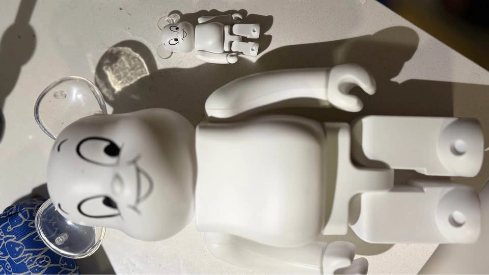 Authentic Bearbrick Casper the Friendly Ghost 400% + 100% Set - photo 4