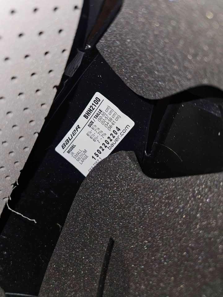 Bauer BHH2100M (medium) hockey helmet - photo 3